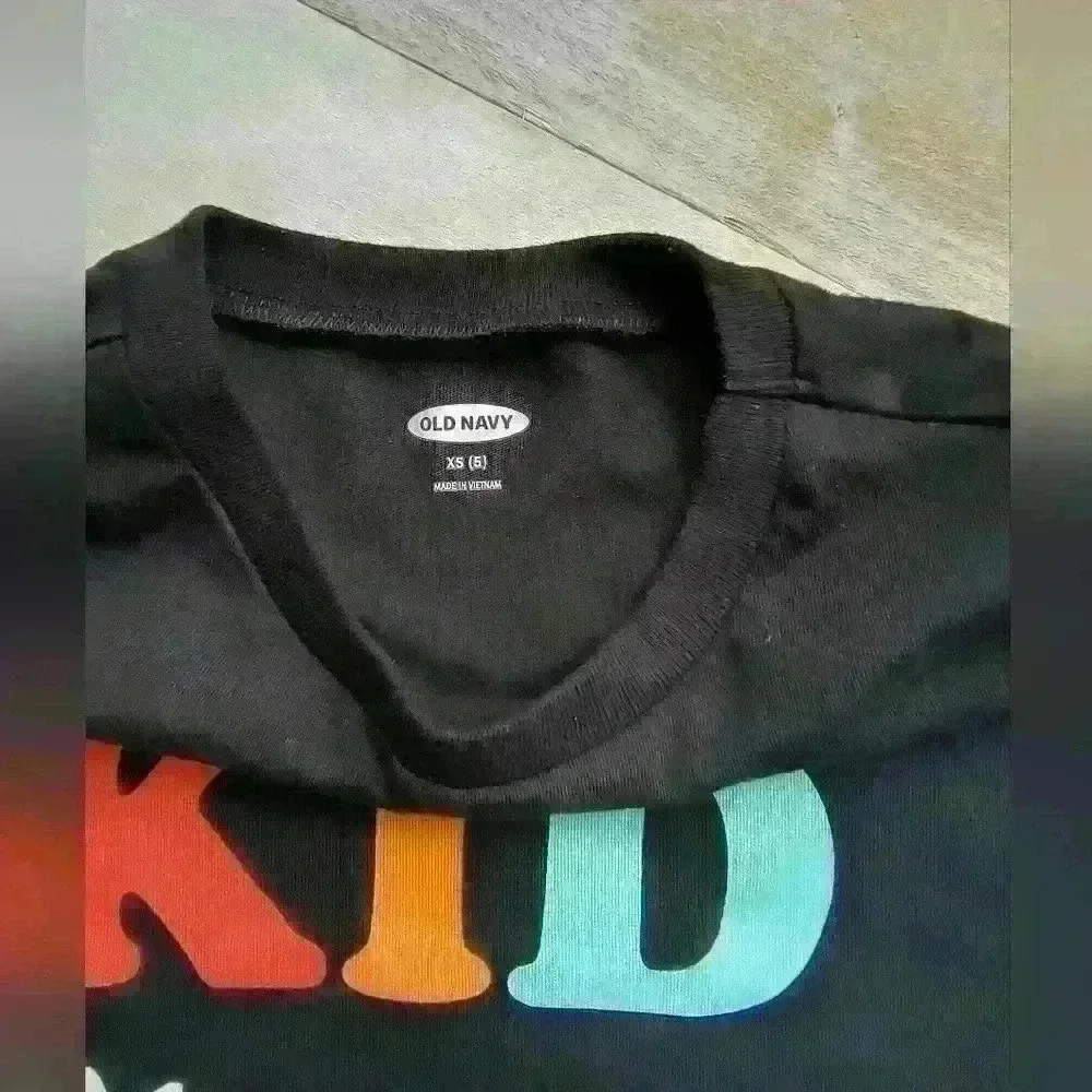 Old Navy Boys Toddler Kid Smart Graphics T-shirt Black Short Sleeve Size 5